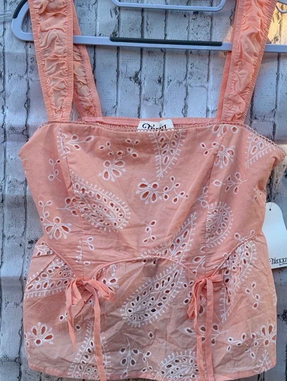 Trixxi Los Angeles Peach Embroidered Eyelet Cotton Tank Top Size M